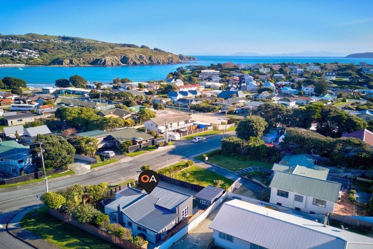 Photo of property in 13 John Street, Titahi Bay, Porirua, 5022