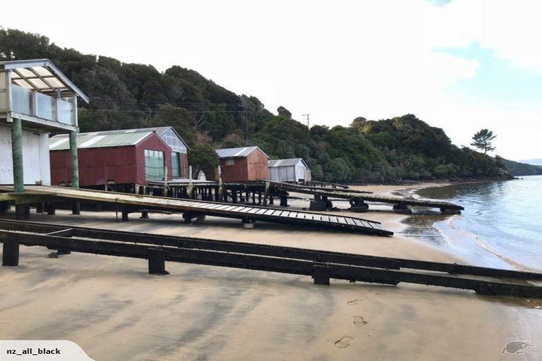 Photo of property in 186 Horseshoe Bay Road, Stewart Island/rakiura, Stewart Island, 9818