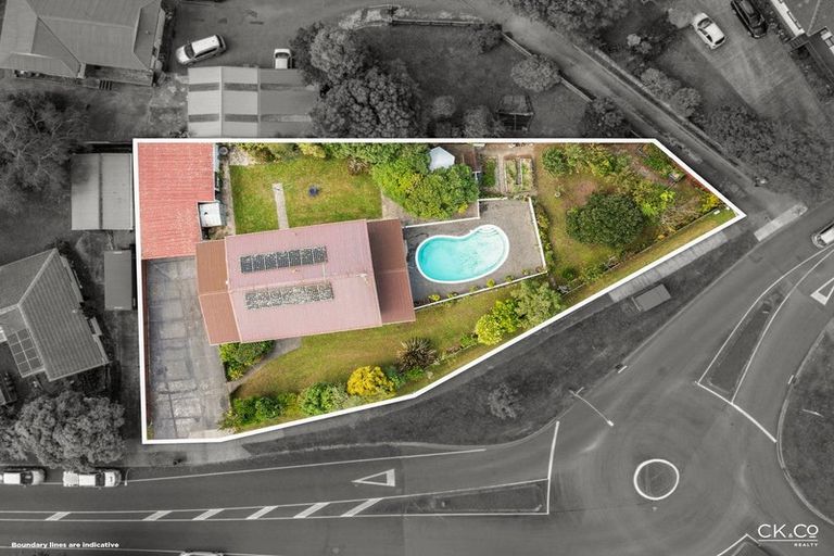 Photo of property in 127 Gemstone Drive, Birchville, Upper Hutt, 5018