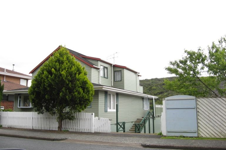 Photo of property in 8 Waiwera Road, Waiwera, Orewa, 0994