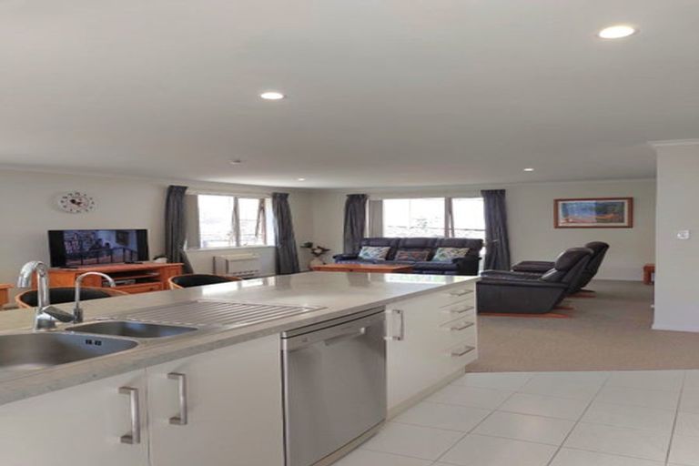 Photo of property in 4 Parkdale Close, Snells Beach, 0920