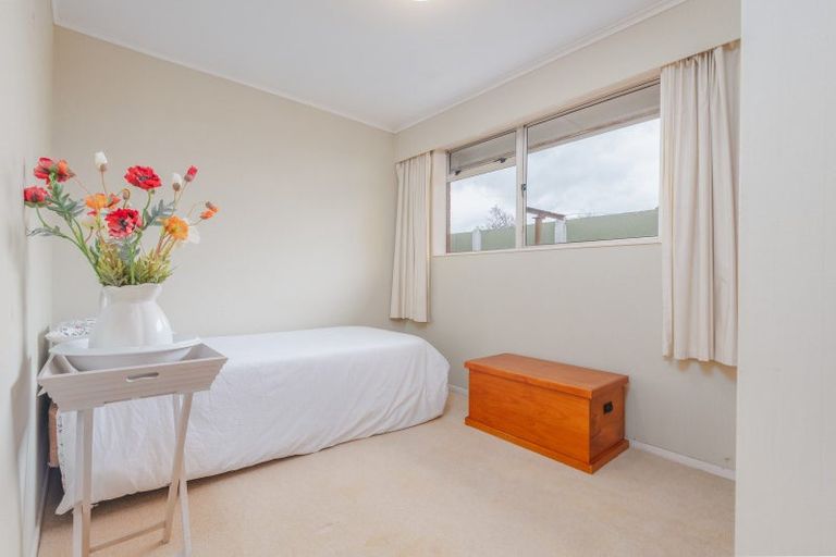 Photo of property in 23a Meadowbrook Drive, Cloverlea, Palmerston North, 4412