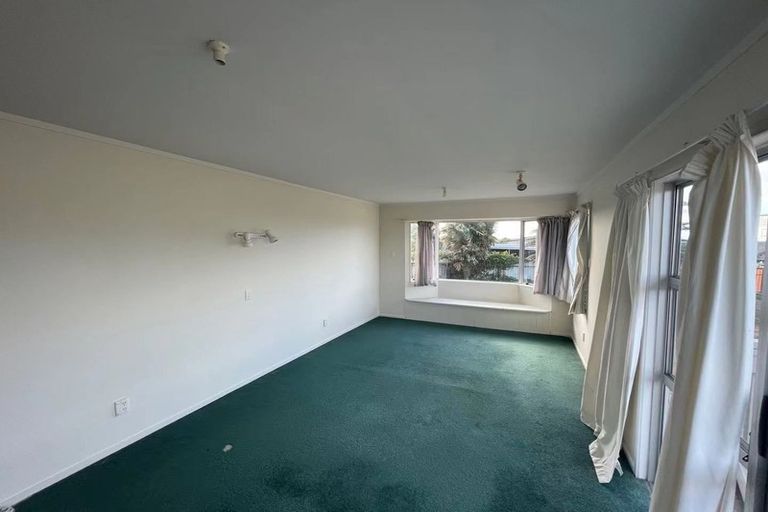 Photo of property in 108a Royal Road, Massey, Auckland, 0614
