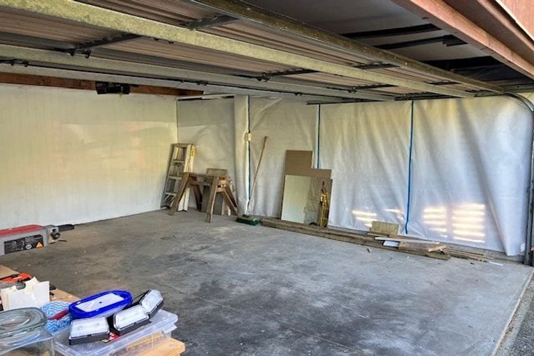 Photo of property in 24 Carnmore Place, Torbay, Auckland, 0630