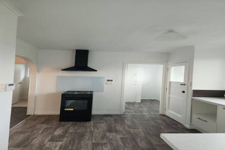 Photo of property in 11 Eastburn Street, Papakura, 2110