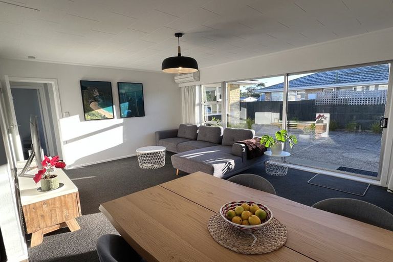 Photo of property in 114a Hillcrest Road, Raumati Beach, Paraparaumu, 5032