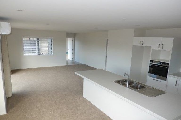 Photo of property in 10 Echelon Drive, Wigram, Christchurch, 8042