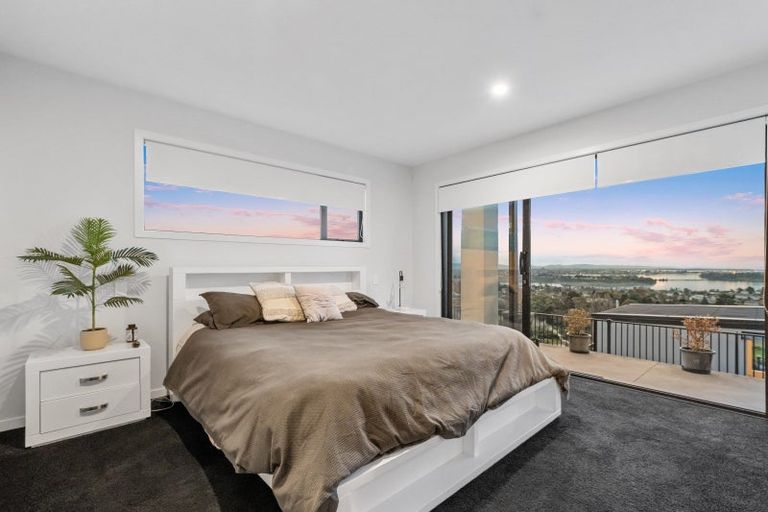 Photo of property in 42 Oceana Drive, Welcome Bay, Tauranga, 3175