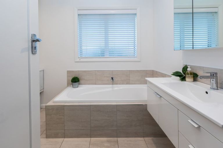 Photo of property in 50 Barrington Street, Somerfield, Christchurch, 8024