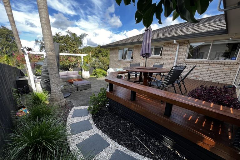 Photo of property in 55 The Glade South, Pukekohe, 2120