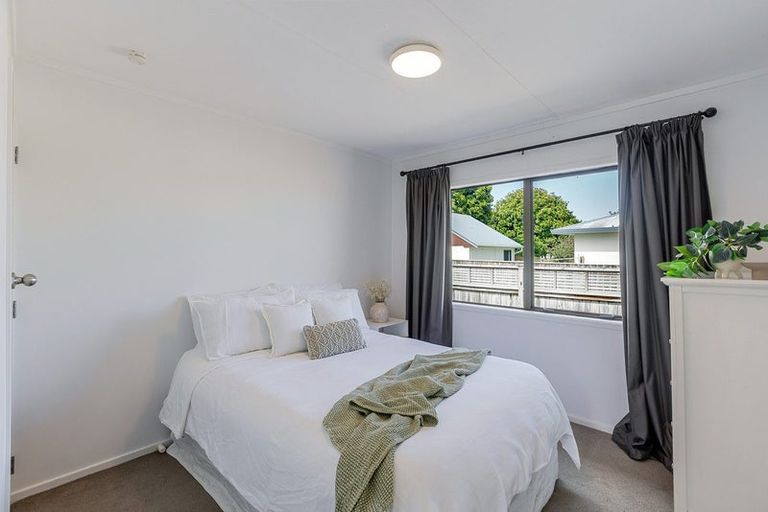 Photo of property in 49a Leinster Avenue, Raumati South, Paraparaumu, 5032