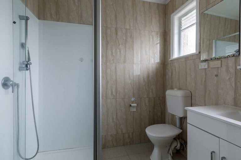 Photo of property in 110 Astley Avenue, New Lynn, Auckland, 0600