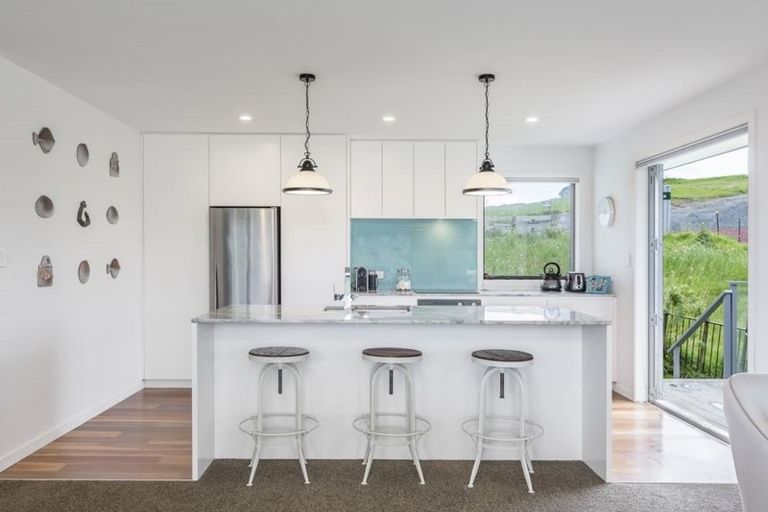 Photo of property in 4 Penney Rise, Matakana, 0985