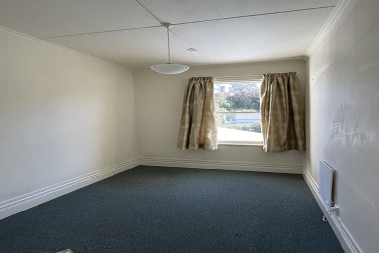 Photo of property in 72-76 Tasman Street, Mount Cook, Wellington, 6021