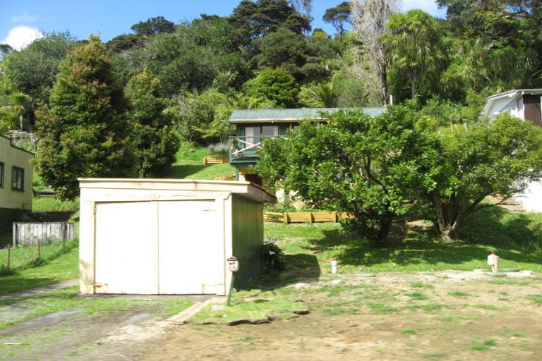 Photo of property in 27 Foster Avenue, Huia, Auckland, 0604