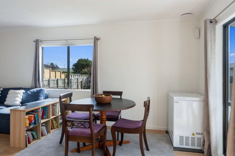 Photo of property in 6a Parakai Street, Paraparaumu, 5032