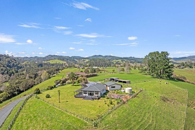 Photo of property in 24 Moumoukai Road, Hunua, Papakura, 2583