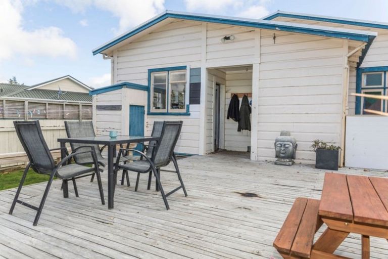 Photo of property in 22 King Street, Dannevirke, 4930