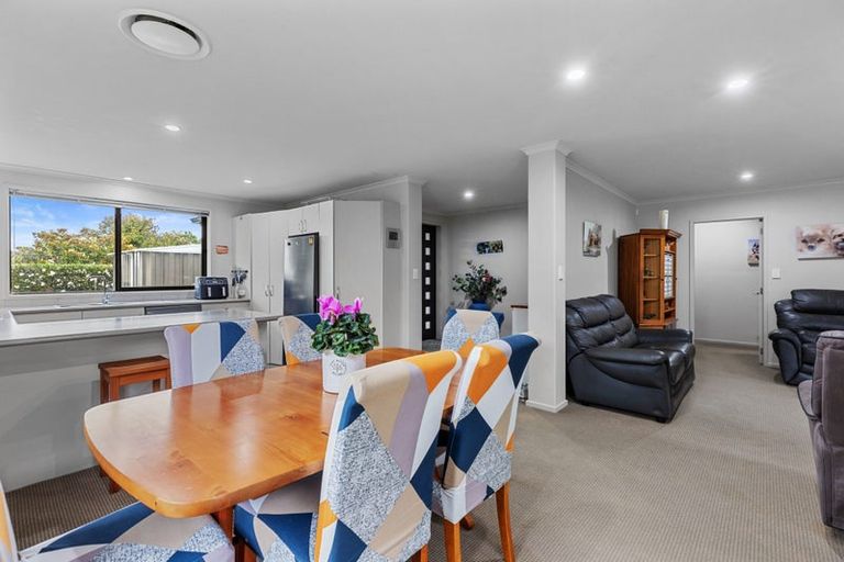 Photo of property in 21 Galloway Crescent, Pyes Pa, Tauranga, 3112