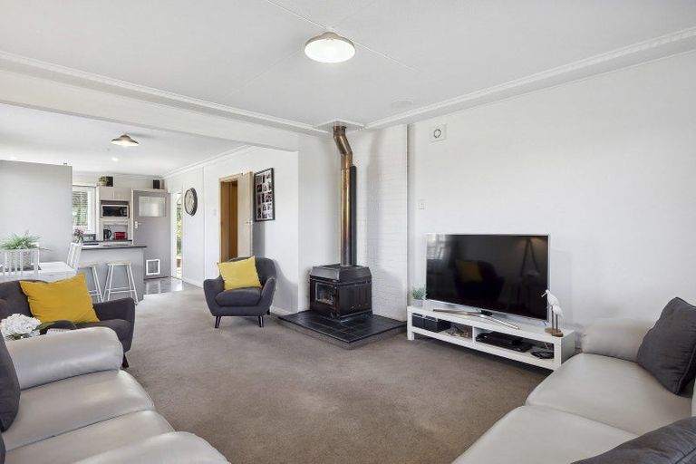 Photo of property in 98 Main Road, Fairfield, Dunedin, 9018