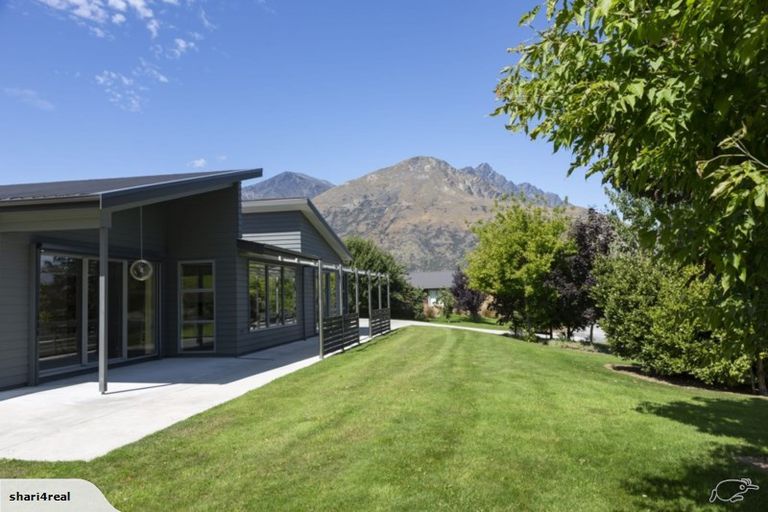 Photo of property in 44 Springbank Grove, Lower Shotover, Queenstown, 9371