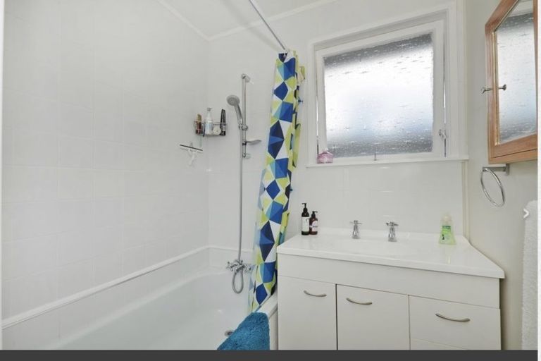 Photo of property in 8 Kokich Crescent, Onerahi, Whangarei, 0110