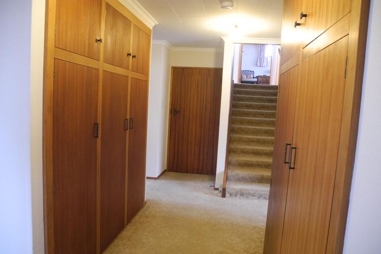 Photo of property in 12 Timaru Road, Waimate, 7924