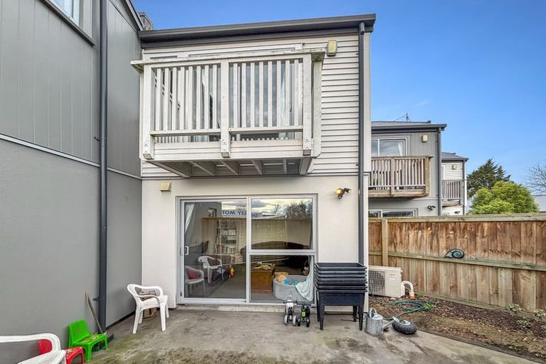 Photo of property in 3/32 Avalon Street, Richmond, Christchurch, 8013
