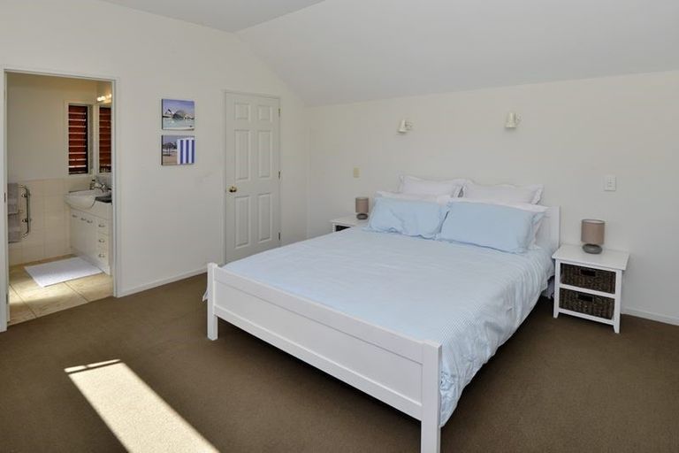 Photo of property in 51 Hart Road, Hauraki, Auckland, 0622