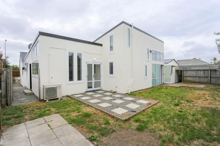 Photo of property in 12 Suva Street, Upper Riccarton, Christchurch, 8041