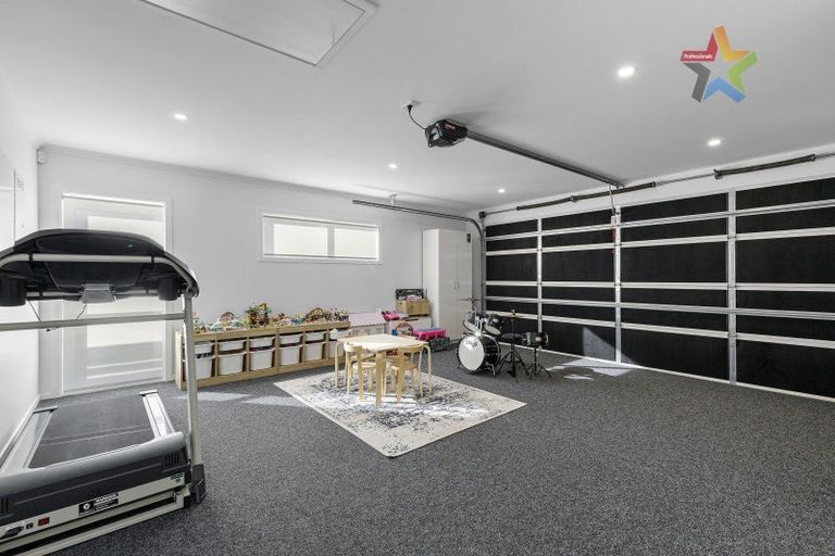 Photo of property in 167 Waipounamu Drive, Kelson, Lower Hutt, 5010