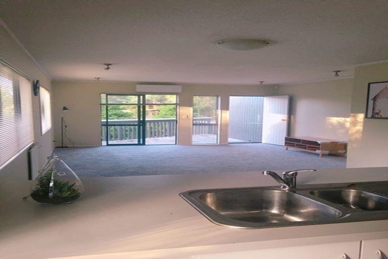 Photo of property in 168 Verbena Road, Birkdale, Auckland, 0626