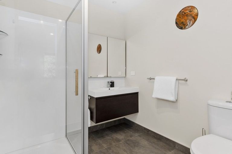 Photo of property in 141 Oteki Park Drive, Welcome Bay, Tauranga, 3112