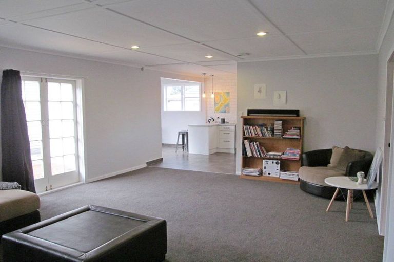 Photo of property in 33 Revans Street, Featherston, 5710