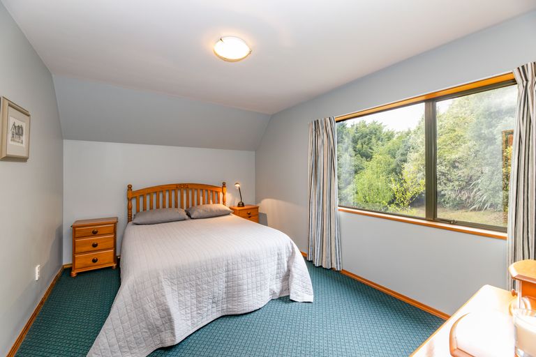 Photo of property in 5 Lachie Griffen Rise, Governors Bay, Lyttelton, 8971