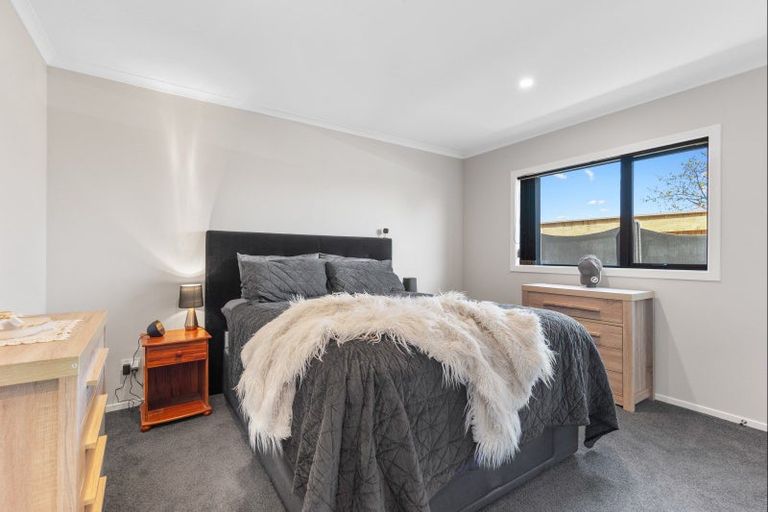 Photo of property in 100a Queen Street West, Levin, 5510