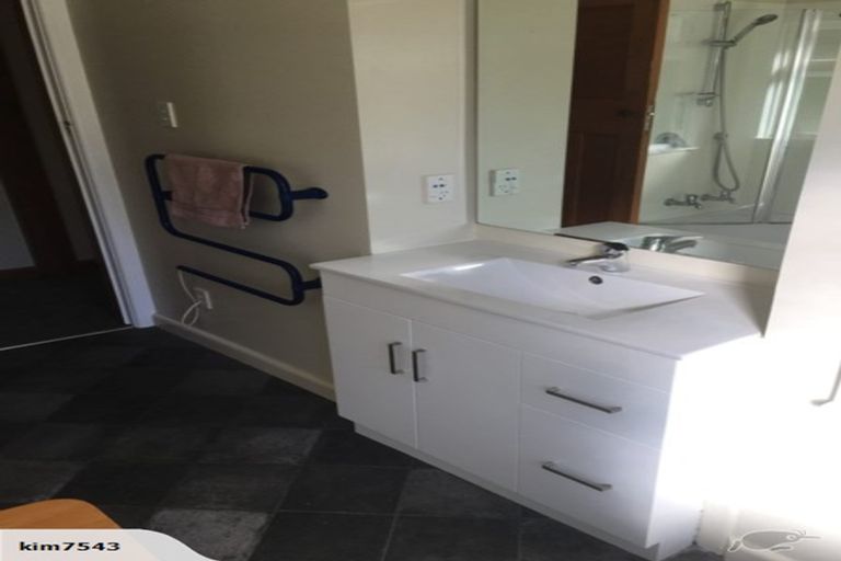 Photo of property in 4 Hathaway Avenue, Karori, Wellington, 6012