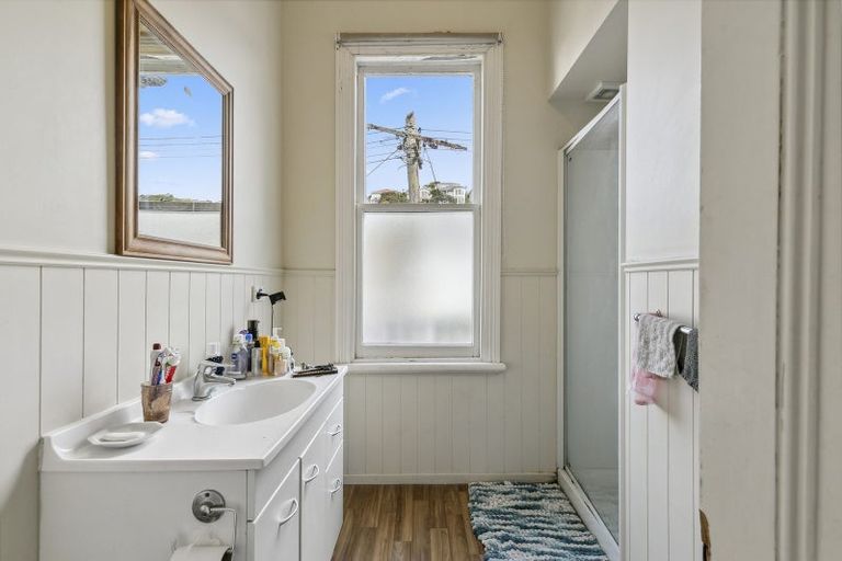 Photo of property in 46 Aro Street, Aro Valley, Wellington, 6021