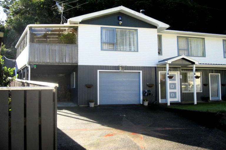 Photo of property in 23 John Street, Stokes Valley, Lower Hutt, 5019