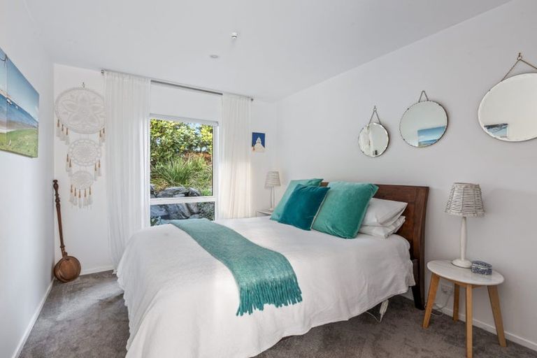 Photo of property in 2 Taimoana Close, Mangawhai Heads, Mangawhai, 0505