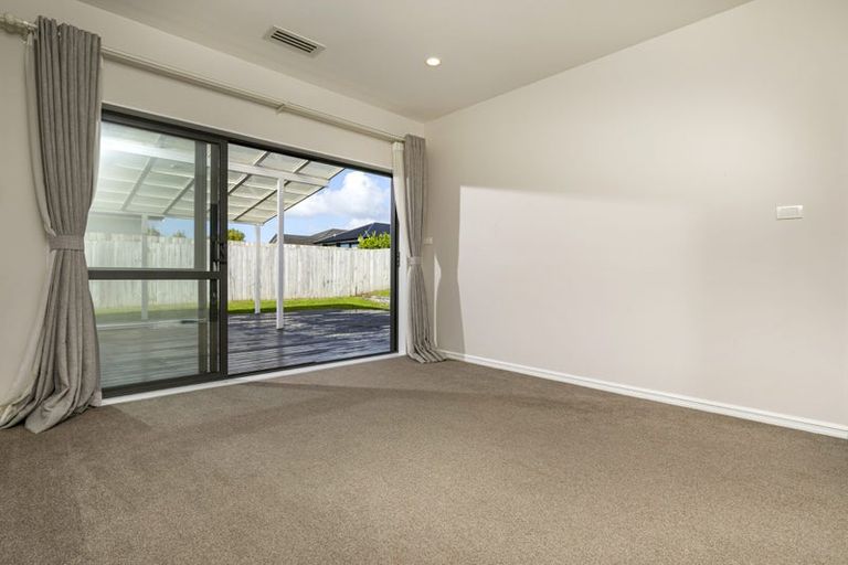Photo of property in 187 Matua Road, Kumeu, 0810