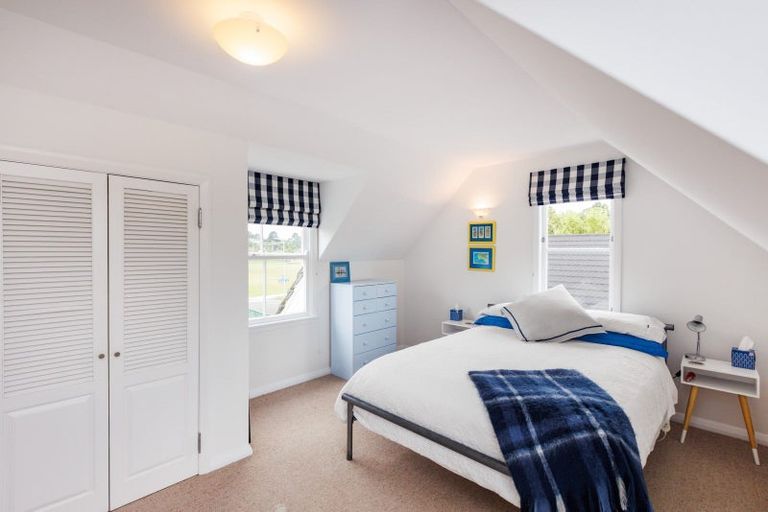 Photo of property in 5 Hardie Street, Hokowhitu, Palmerston North, 4410