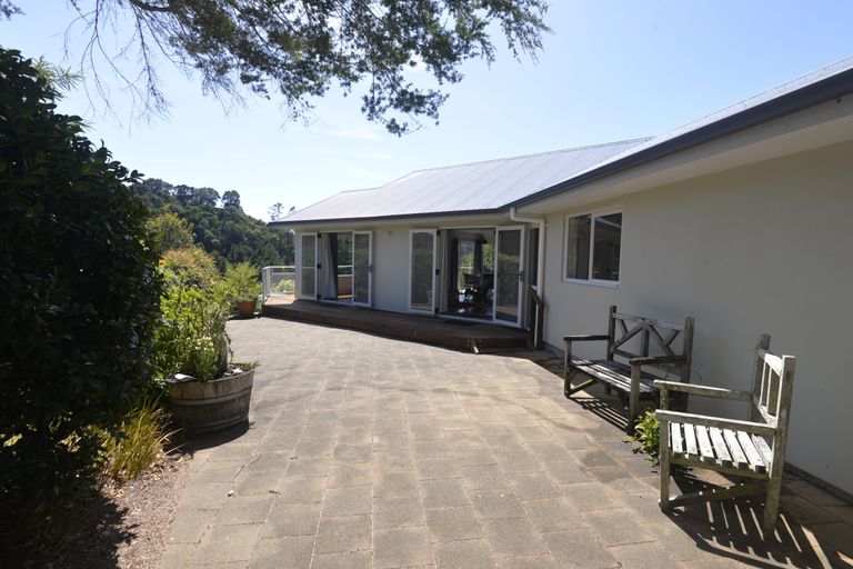 Photo of property in 60 Puhoi Road, Puhoi, Warkworth, 0994