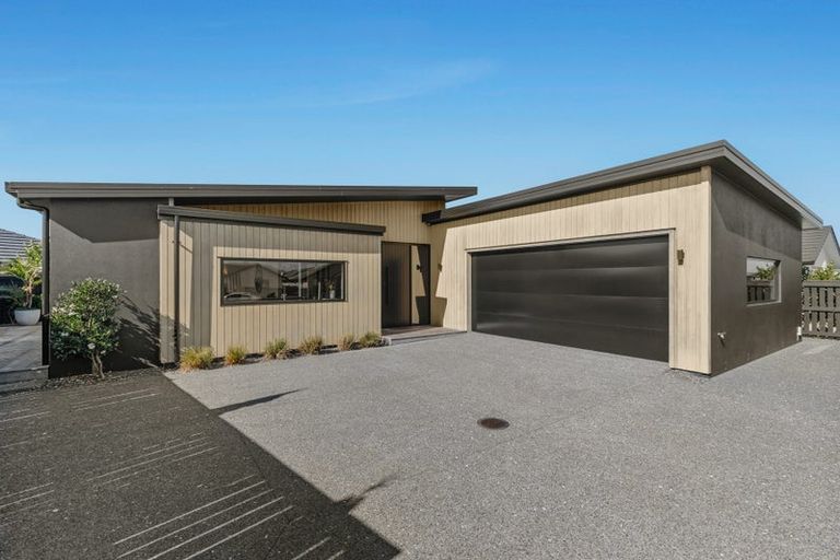 Photo of property in 187 Te Okuroa Drive, Papamoa, 3118