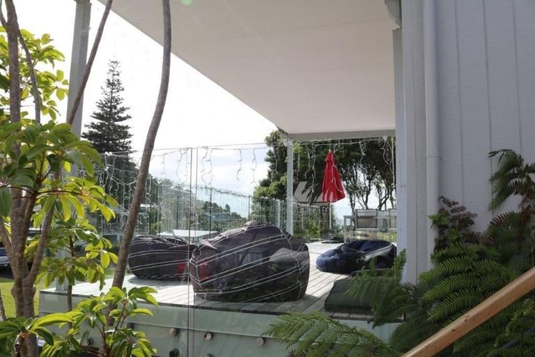 Photo of property in 18 Rewa Place, Russell, 0202