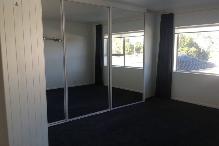 Photo of property in 1/32 Taylor Road, Mangere Bridge, Auckland, 2022