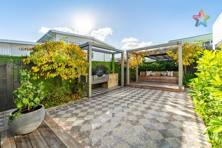 Photo of property in 53b Laings Road, Hutt Central, Lower Hutt, 5010