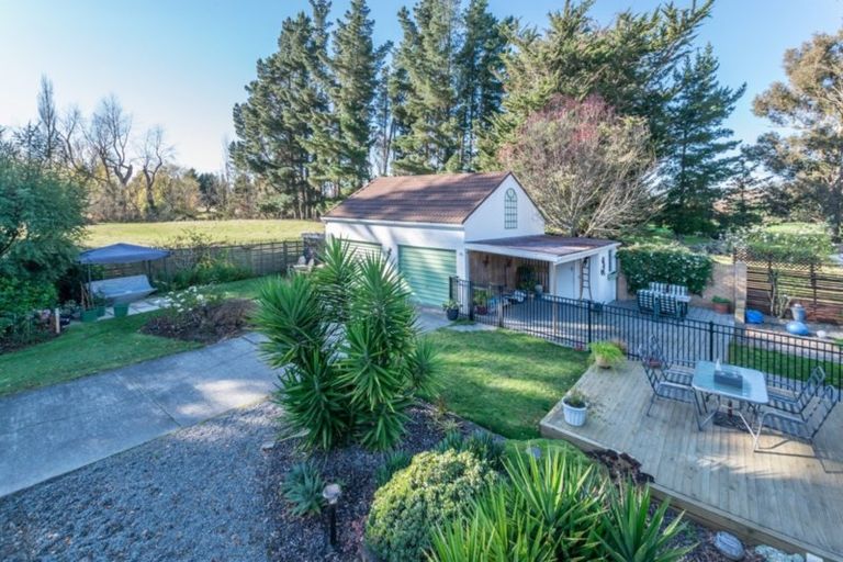 Photo of property in 146 Main North Road, Woodend, 7610