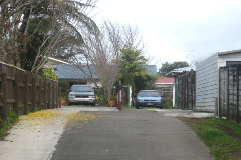 Photo of property in 42 Rahiri Street, Waitara, 4320