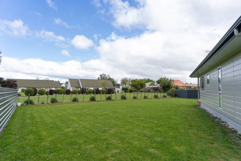 Photo of property in 18 Mervyn Brown Place, Solway, Masterton, 5810